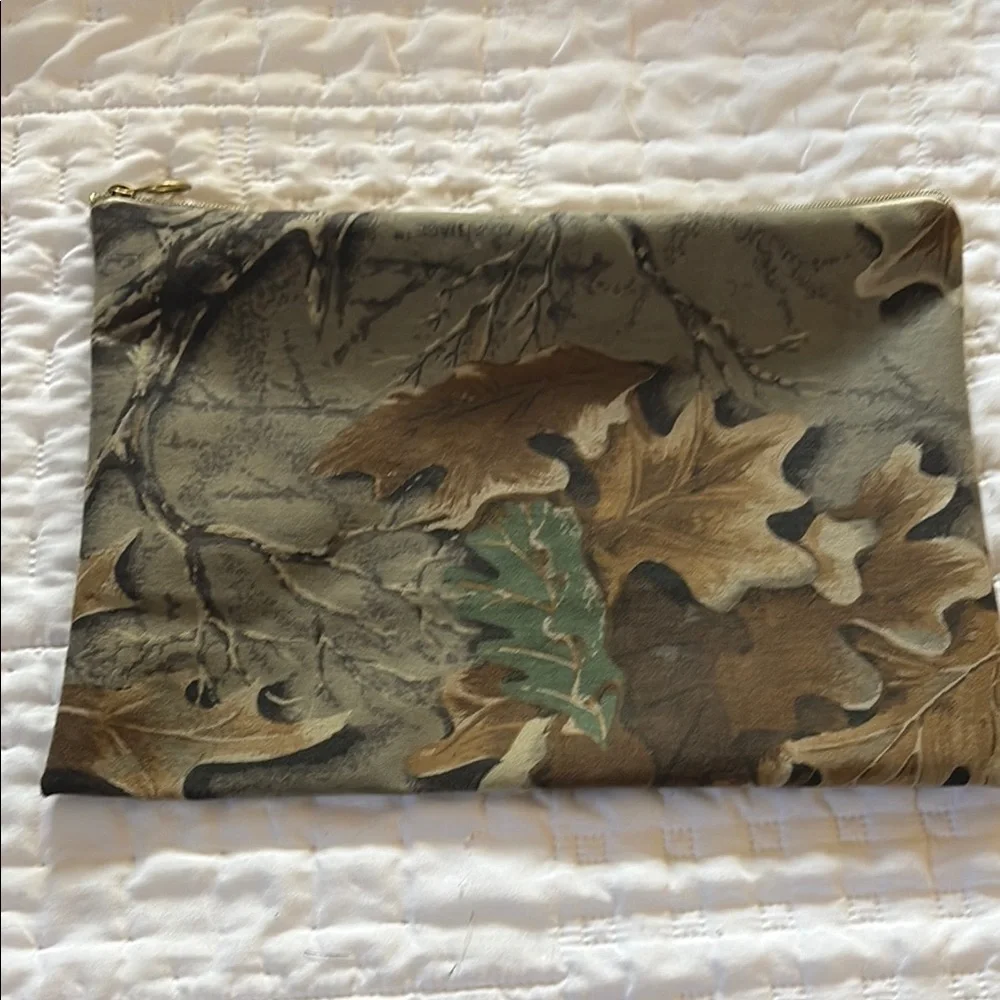 Camouflage Leaf Print Pouch/makeup